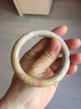 Load image into Gallery viewer, 55.6mm 100% natural beige yellow pink round cut Coral Jade (珊瑚玉) bangle XY116