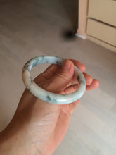 Load image into Gallery viewer, 55.5mm certificated Type A 100% Natural light green/white with green floating flowers Jadeite Jade bangle AM82-1632