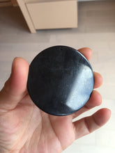 Load image into Gallery viewer, 100% natural black jadeite jade(Wuji, 乌鸡) Guanyin (观音) safe and sound pendant/worry stone/decor BM38