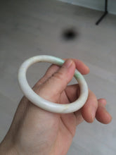 Load image into Gallery viewer, 53mm 100% natural certified sunny green/beige slim jadeite jade bangle AZ139-5329