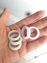 Load image into Gallery viewer, Size 6 1/2-8 100% natural type A white jadeite jade band ring R106