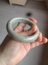 Load image into Gallery viewer, 52.8mm 100% Natural white/beige/gray with floating dandelions nephrite jade bangle HT96