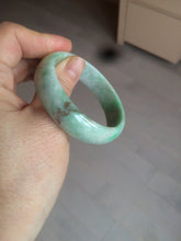 Load image into Gallery viewer, 50.5mm Certified Type A 100% Natural sunny apple green/brown oval Jadeite Jade bangle AZ134-1459