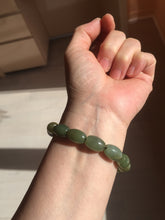 Load image into Gallery viewer, 100% Natural 12x9mm green/yellow olives shape nephriteJade bead bracelet group HE92