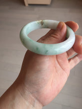 Load image into Gallery viewer, 53mm 100% natural certified sunny green/white(白底青) jadeite jade bangle BK81-5255