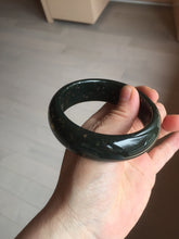 Load image into Gallery viewer, 57.5mm 100% Natural dark green/black meteorite Stellar Night sky broad style nephrite Jade bangle HF109-0066