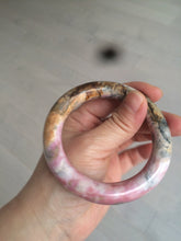 Load image into Gallery viewer, 55.8mm 100% natural pink/black/brown/yellow chubby round cut rose stone (Rhodonite) bangle SY48