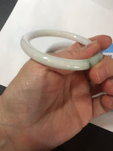 Load image into Gallery viewer, 55.4mm Certified 100% Natural type green/white with green floating flowers round cut Jadeite Jade bangle BK86-4660