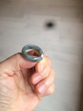 Load image into Gallery viewer, 100% natural type A green/black (青花乌鸡芝麻糊) jadeite jade band ring AE57