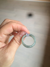 Load image into Gallery viewer, 100% natural type A green/black (青花乌鸡芝麻糊) jadeite jade band ring AE57