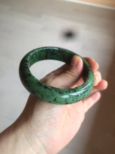 Load image into Gallery viewer, 60.5mm 100% natural green/red/black Epidote (红绿宝)bangle CB62