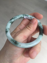 Load image into Gallery viewer, 57.5mm certificated Type A 100% Natural light green with green floating flowers Jadeite Jade bangle AS82-3025