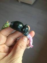 Load image into Gallery viewer, 100% Natural 3 d dark green black lounging cat woven thread nephrite bracelet HT131