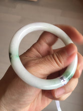 Load image into Gallery viewer, 54mm Certified Type A 100% Natural light green purple(春带彩) round cut jadeite Jade bangle AA84-4939