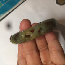 Load image into Gallery viewer, 51mm 100% Natural yellow/blue/brown/black carved bunny/window Xiu Jade (Serpentine) bangle XY11