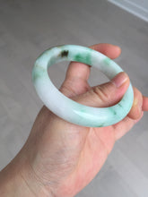 Load image into Gallery viewer, 55.8mm certified type A 100% Natural sunny green white flying flowers jadeite jade bangle AX129-5234