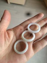 Load image into Gallery viewer, 19.4mm/size 9 1/2 100% natural type A green/white/yellow jadeite jade band ring G105-9 1/2