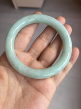 Load image into Gallery viewer, 54.9mm certified natural 100% natural Type A light green round cut jadeite jade bangle BP18-4995