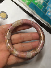 Load image into Gallery viewer, 52.3mm 100% natural pink/golden round cut rose stone (Rhodonite)bangle XY78