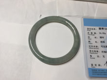 Load image into Gallery viewer, 55.8mm Certified type A 100% Natural light green gray round cut Jadeite bangle PD40-9581