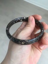 Load image into Gallery viewer, 59.5mm 100% natural black background with white/yellow/red flowers Plum blossom Jade(梅花玉) bangle SY98-6