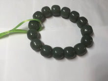 Load image into Gallery viewer, 14x13mm 100% Natural dark green/gray/black vintage style nephrite Jade bead bracelet HT12-5