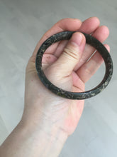 Load image into Gallery viewer, 59.5mm 100% natural black background with white/yellow/red flowers Plum blossom Jade(梅花玉) bangle SY98-7