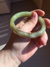 Load image into Gallery viewer, 55.5mm Certified Type A 100% Natural green yellow/sugar brown flying dandelions nephrite Jade bangle HN52-0472