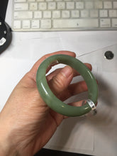 Load image into Gallery viewer, 55.5mm certified 100% Natural green/yellow super oily nephrite Jade bangle HE17-8450