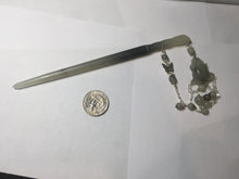 Load image into Gallery viewer, 17.5 cm 100% Natural Light yellow gray black(灰冰) Bamboo-Style Xiu Jade (Serpentine) Hairpin with rose Hanging Ornament AW46