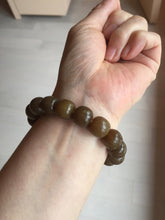 Load image into Gallery viewer, 100% Natural 12x11mm dark sugar brown black vintage style nephrite Jade bead bracelet HF82