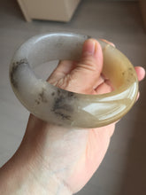 Load image into Gallery viewer, 61mm 100% natural beige/yellow/gary/brown with floating seaweeds chubby Quartzite (Shetaicui jade) bangle XY119