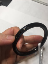 Load image into Gallery viewer, 60.7mm 100% Natural dark green/black meteorite Stellar Night sky slim round cut nephrite bangle HT111-8248