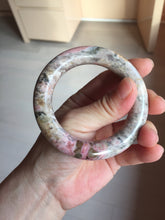 Load image into Gallery viewer, 51.8mm 100% natural pink/black/brown/yellow/black chubby round cut rose stone (Rhodonite) bangle SY134