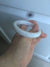 Load image into Gallery viewer, 53.2mm certified 100% natural Type A light green/purple jadeite jade bangle AT91-5348