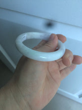 Load image into Gallery viewer, 53.2mm certified 100% natural Type A light green/purple jadeite jade bangle AT91-5348