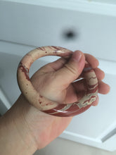 Load image into Gallery viewer, 61mm 100% natural red/pink/ round cut red jasper stone bangle CB73