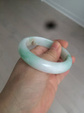 Load image into Gallery viewer, 53mm 100% natural certified sunny green/white(白底青) jadeite jade bangle BK81-5255