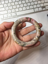 Load image into Gallery viewer, 51.8mm 100% natural pink/black/brown/yellow/black chubby round cut rose stone (Rhodonite) bangle SY134