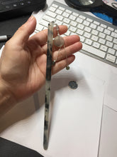Load image into Gallery viewer, 18.5cm 100% Natural black white ink painting(水墨画) Xiu Jade (Serpentine) Hairpin AW65