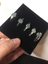 Load image into Gallery viewer, 100% natural type A icy watery green dark green four-prong jadeite jade ring group AA88