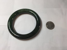 Load image into Gallery viewer, 57.4m certified 100% Natural dark green/black round cut nephrite (碧玉) bangle HN183