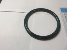 Load image into Gallery viewer, 60.5mm Certified Type A 100% Natura dark blue/green/gray/black Guatemala slim round cut Jadeite bangle AZ153-2062