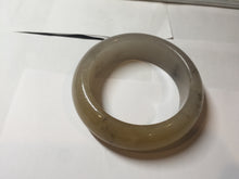 Load image into Gallery viewer, 61mm 100% natural beige/yellow/gary/brown with floating seaweeds chubby Quartzite (Shetaicui jade) bangle XY119