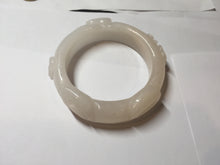 Load image into Gallery viewer, 59.5mm 100% natural pink white Quartzite (Shetaicui jade) 3D carved bunny ears/flowers/heart bangle XY123