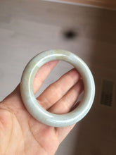 Load image into Gallery viewer, 56.4mm 100% Natural white/beige with floating dandelions chubby round cut nephrite jade bangle HT91