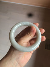 Load image into Gallery viewer, 56.4mm 100% Natural white/beige with floating dandelions chubby round cut nephrite jade bangle HT91