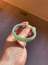 Load image into Gallery viewer, 51.6mm certified Type A 100% Natural oily dark green thin style Jadeite jade bangle AM72-2823