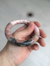 Load image into Gallery viewer, 54.9mm 100% natural red/pink/black chubby round cut rose stone (Rhodonite) bangle XY84