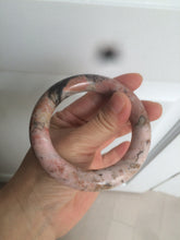 Load image into Gallery viewer, 54.9mm 100% natural red/pink/black chubby round cut rose stone (Rhodonite) bangle XY84